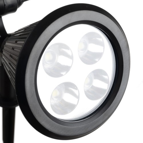 Solarna vrtna lampa - reflektor